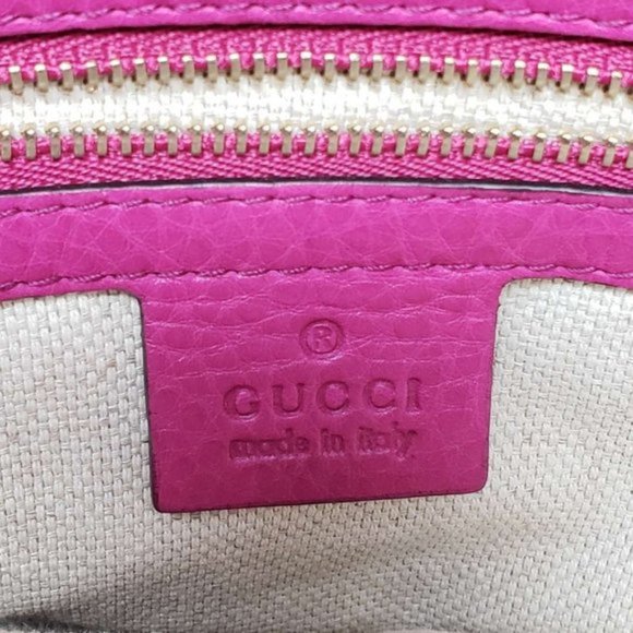 Auth GUCCI Soho Fuchsia Calfskin Crossbody Bag - Picture 13 of 16
